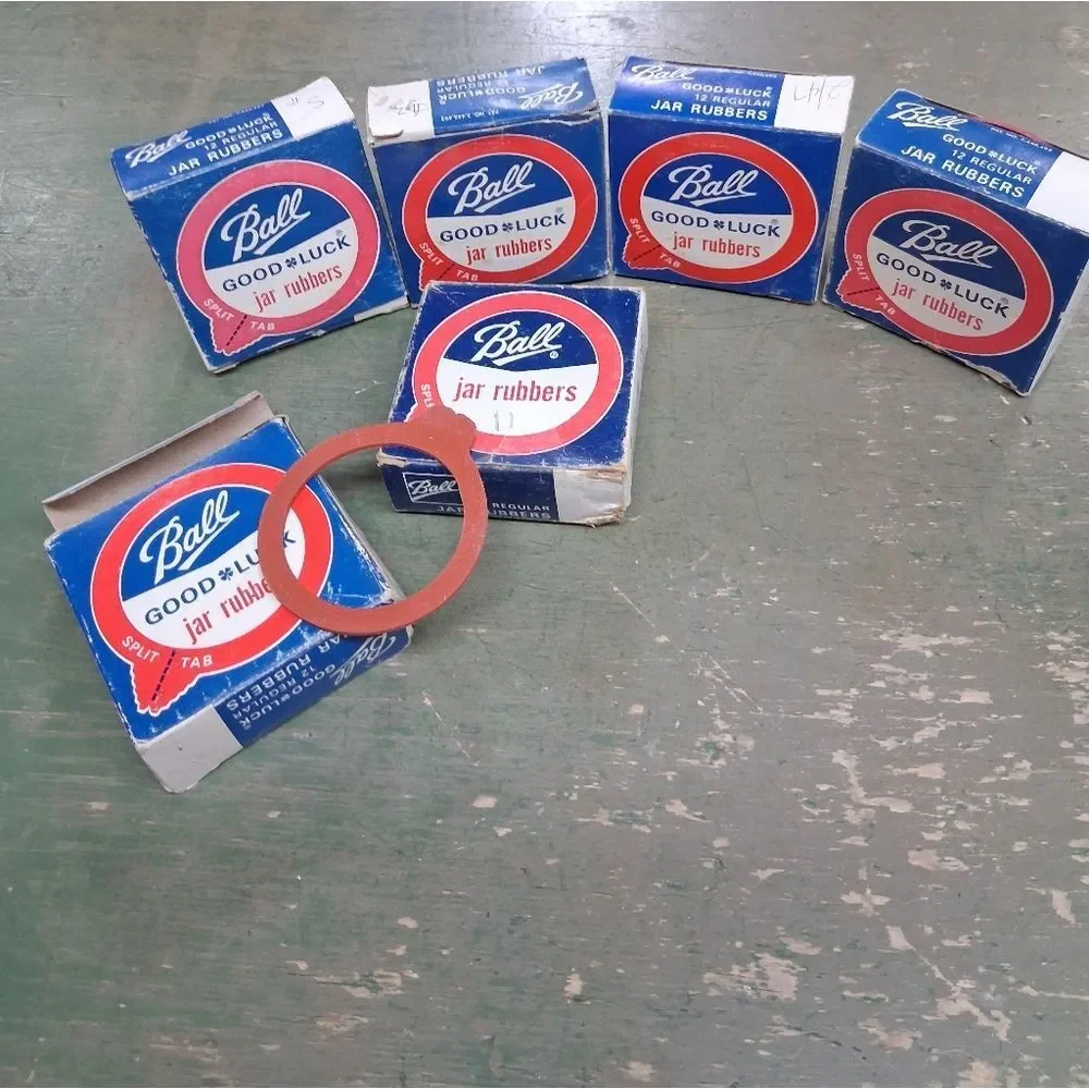 Ball discoloration rings